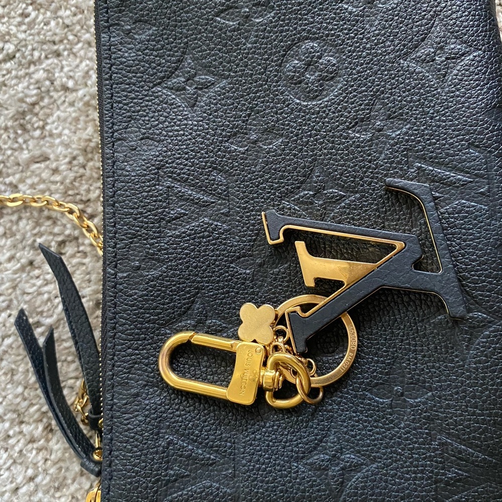 Authentic Louis Vuitton handbag chain